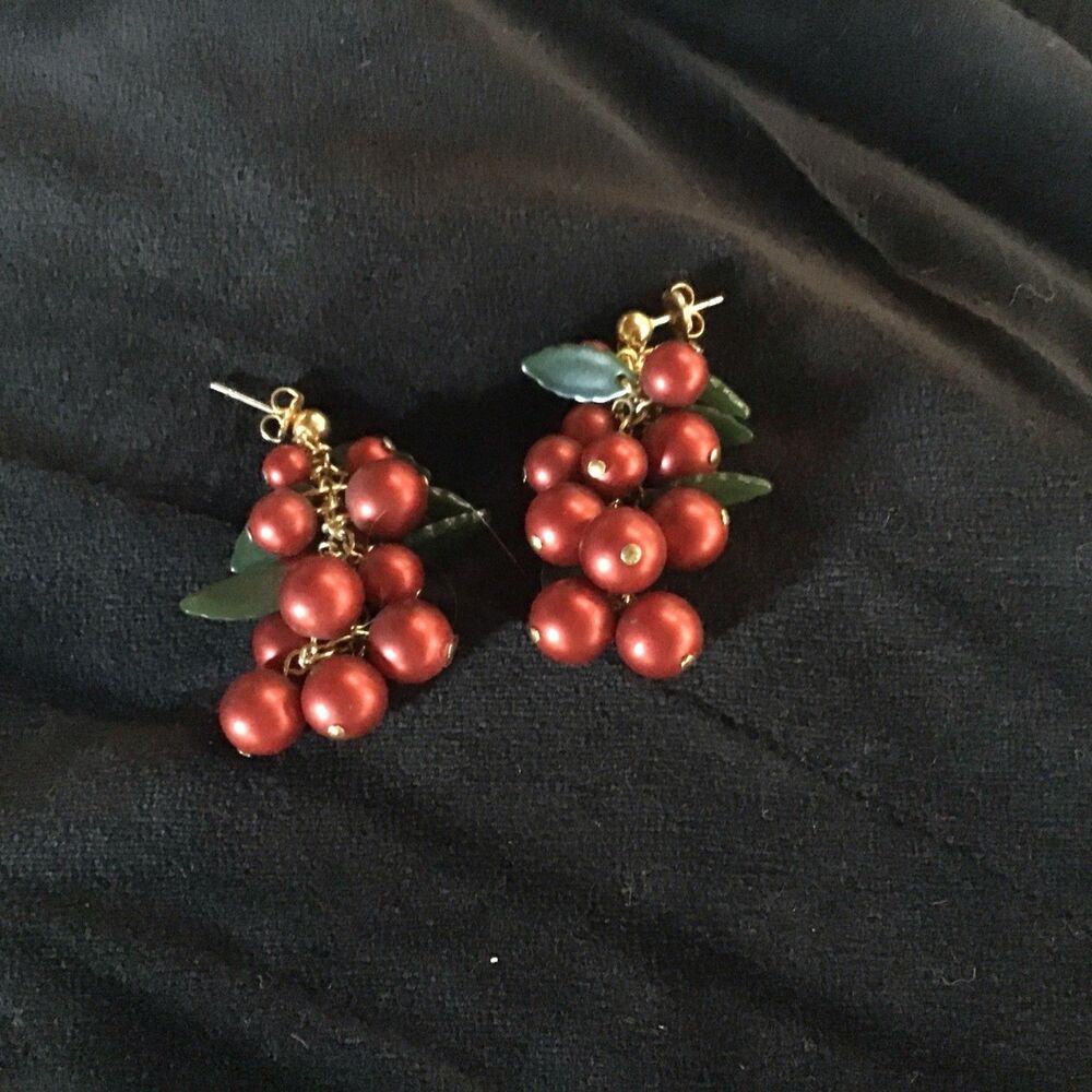 Beaded Dangle Pierced Earrings Grapes Berries Burgundy Red W/ Leaves 2 Inch